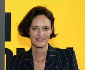 Phoebe Waller-Bridge’s Iconic Forehead Birthmark: A Closer Look