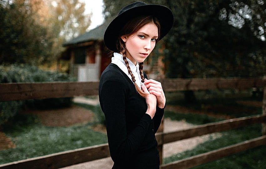 Do Amish Women Wear Bras?